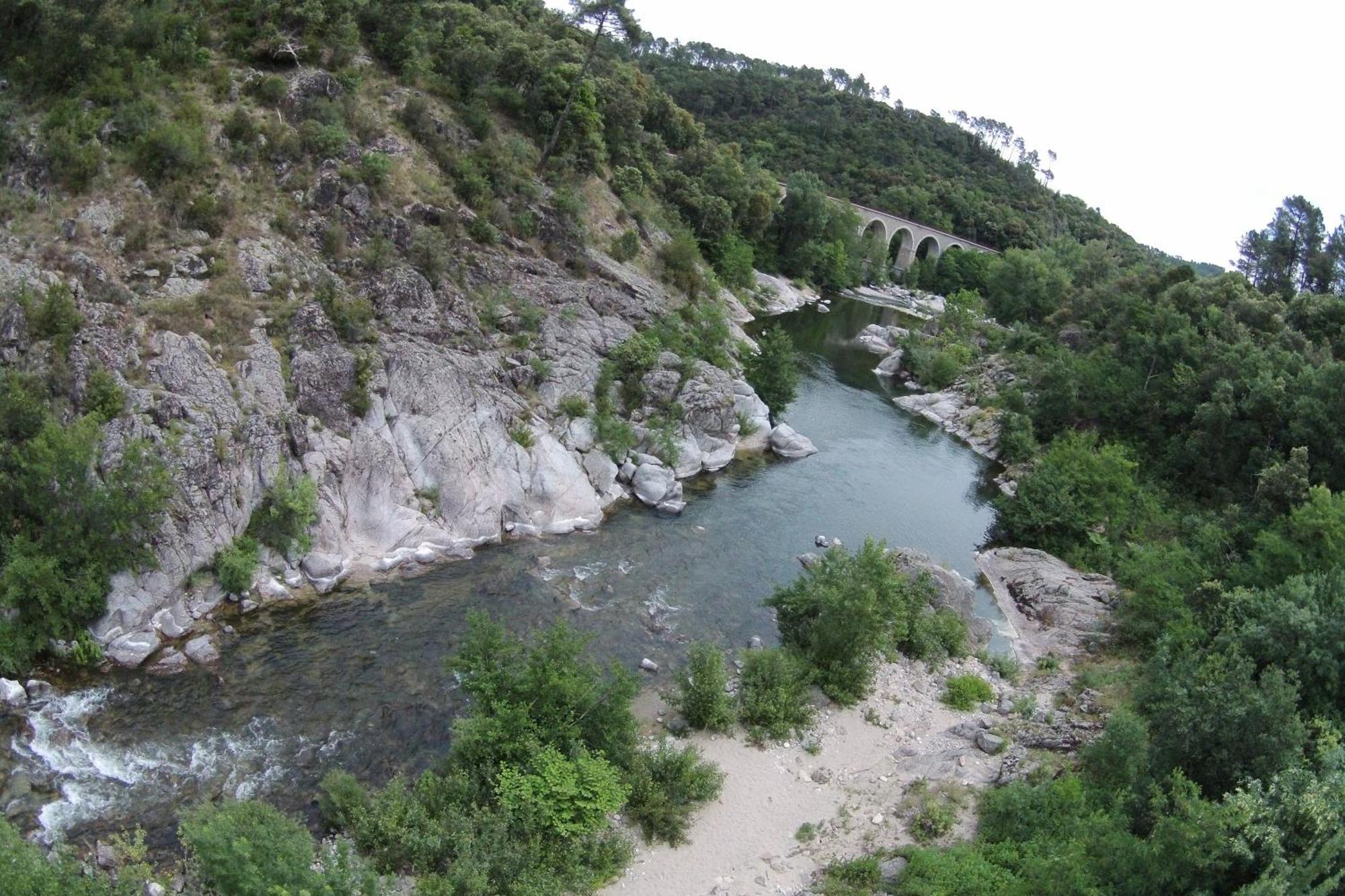 Apart'Hotel Les 4 Sources Corbés Εξωτερικό φωτογραφία